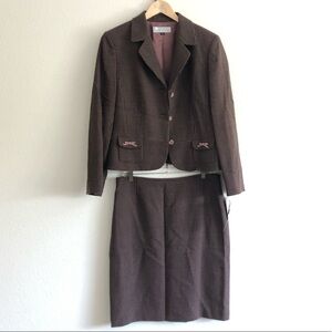 NWT PLUS Tahari 2 Piece Skirt Set